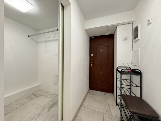 Продам многокомнатную квартиру, Петропавловская ул, 15, Симферополь г