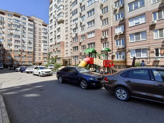 Продам однокомнатную (1-комн.) квартиру, Крылова ул, 15к2, Анапа г