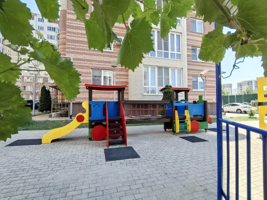 Продам однокомнатную (1-комн.) квартиру, Крылова ул, 15к2, Анапа г
