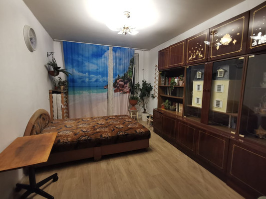 Сдам трехкомнатную (3-комн.) квартиру, Дыбенко ул, 17Ск1, Санкт-Петербург г