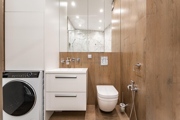 Продам двухкомнатную (2-комн.) квартиру, Адмирала Макарова ул, 6А, Москва г