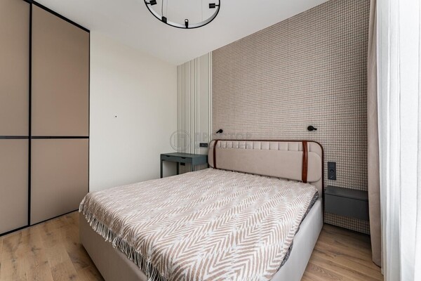 Продам двухкомнатную (2-комн.) квартиру, Адмирала Макарова ул, 6А, Москва г