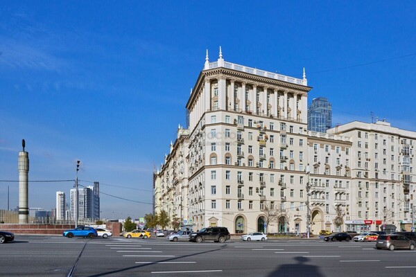 Продам однокомнатную (1-комн.) квартиру, Кутузовский пр-кт, 30, Москва г