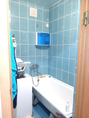 Продам трехкомнатную (3-комн.) квартиру, Энгельса ул, 91, Тихорецк г