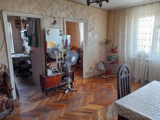 Продам многокомнатную квартиру, Ленинградская ул, 131, Тихорецк г