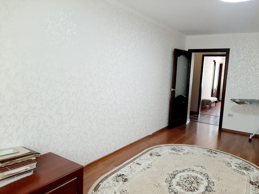 Продам двухкомнатную (2-комн.) квартиру, Ленинградская ул, 230, Тихорецк г