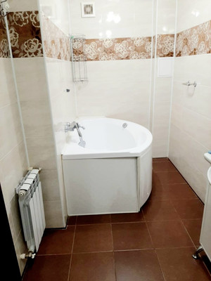 Продам двухкомнатную (2-комн.) квартиру, Ленинградская ул, 230, Тихорецк г