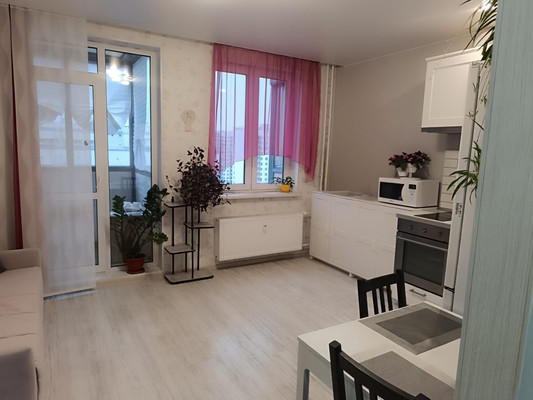 Продам однокомнатную (1-комн.) квартиру, Петровский б-р, 12к1, Мурино п