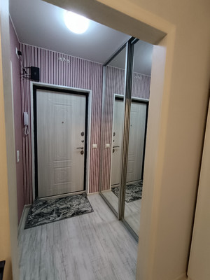 Продам однокомнатную (1-комн.) квартиру, Петровский б-р, 12к1, Мурино п