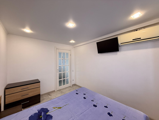 Продам гостиницу 70 м2, Петропавловская ул, 15, Симферополь г