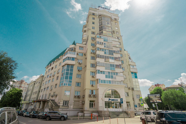 Продам многокомнатную квартиру, Никитинская ул, 49, Воронеж г