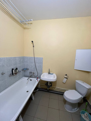 Продам многокомнатную квартиру, Генерала Варенникова (Кузнечики мкр.) ул, 4, Подольск г