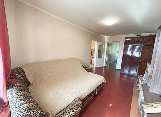 Продам двухкомнатную (2-комн.) квартиру, Киевская ул, 100, Симферополь г