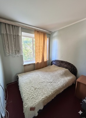 Продам двухкомнатную (2-комн.) квартиру, Киевская ул, 100, Симферополь г