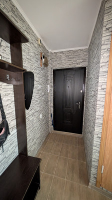 Продам двухкомнатную (2-комн.) квартиру, Рябикова б-р, 5-а, Иркутск г