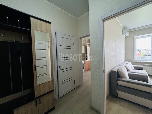 Продам однокомнатную (1-комн.) квартиру, Тельмана ул, 5, Горячий Ключ г