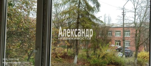 Продам трехкомнатную (3-комн.) квартиру, Гагарина ул, 4, Кузнечное гп