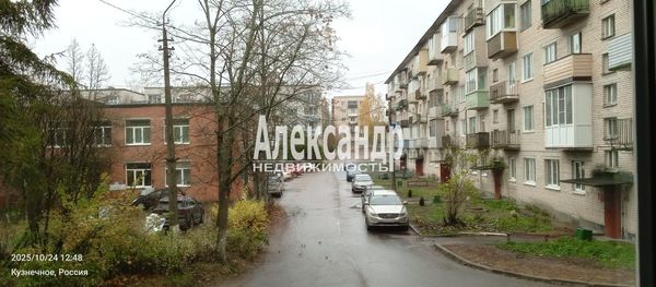 Продам трехкомнатную (3-комн.) квартиру, Гагарина ул, 4, Кузнечное гп