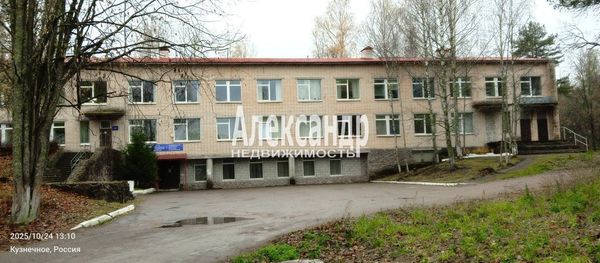 Продам трехкомнатную (3-комн.) квартиру, Гагарина ул, 4, Кузнечное гп