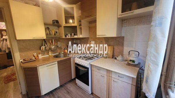 Продам двухкомнатную (2-комн.) квартиру, Карпинского ул, 31к2, Санкт-Петербург г