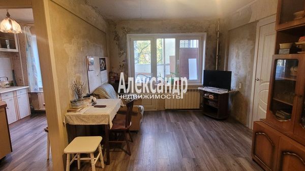 Продам двухкомнатную (2-комн.) квартиру, Карпинского ул, 31к2, Санкт-Петербург г