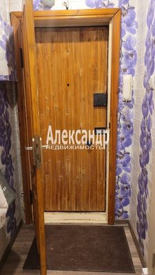 Продам двухкомнатную (2-комн.) квартиру, Карпинского ул, 31к2, Санкт-Петербург г