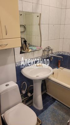 Продам двухкомнатную (2-комн.) квартиру, Карпинского ул, 31к2, Санкт-Петербург г