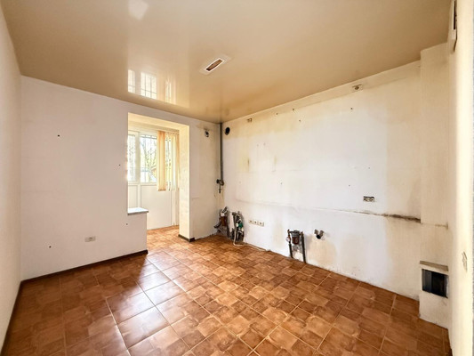 Продам многокомнатную квартиру, Кирова ул, 1ка, Нальчик г