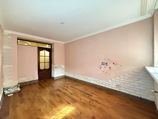 Продам многокомнатную квартиру, Кирова ул, 1ка, Нальчик г