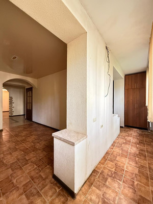 Продам многокомнатную квартиру, Кирова ул, 1ка, Нальчик г