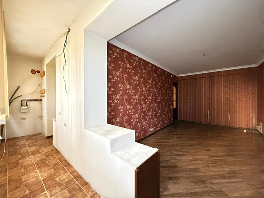 Продам многокомнатную квартиру, Кирова ул, 1ка, Нальчик г