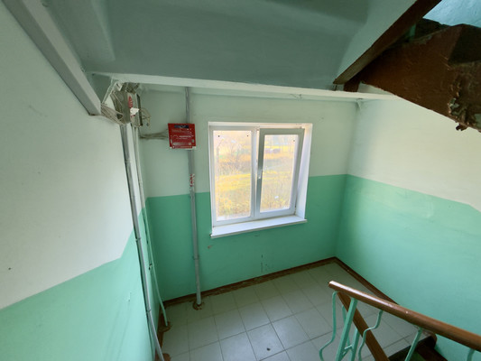 Продам двухкомнатную (2-комн.) квартиру, Карла Либкнехта ул, 8, Нижний Тагил г