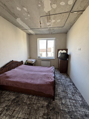 Продам однокомнатную (1-комн.) квартиру, Братьев Домбировых ул, 1кГ, Нартан с