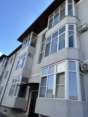 Продам однокомнатную (1-комн.) квартиру, Братьев Домбировых ул, 1кГ, Нартан с