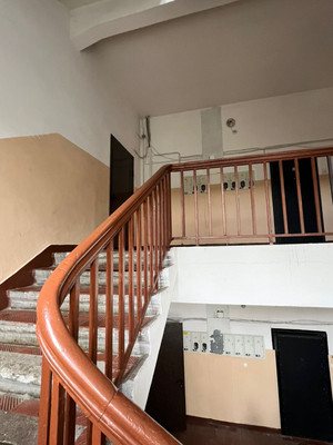 Продам двухкомнатную (2-комн.) квартиру, Маршала Борзова ул, 90, Калининград г