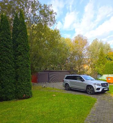 Продам многокомнатную квартиру, Верхнеозерная ул, 2Б, Калининград г