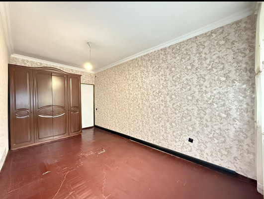 Продам двухкомнатную (2-комн.) квартиру, Кирова ул, 3А, Нальчик г