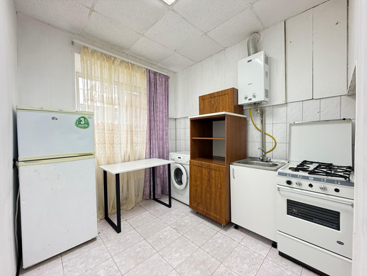 Продам двухкомнатную (2-комн.) квартиру, Кирова ул, 3А, Нальчик г