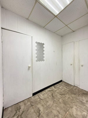 Продам двухкомнатную (2-комн.) квартиру, Кирова ул, 3А, Нальчик г