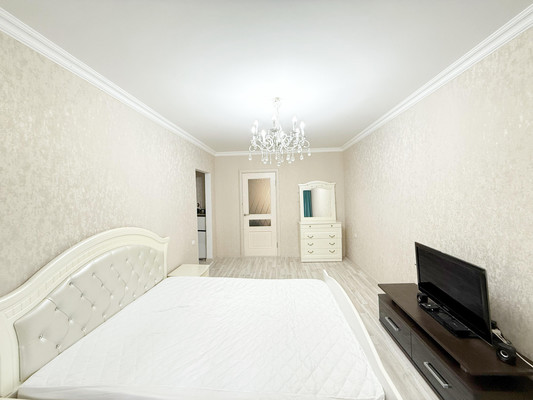 Продам двухкомнатную (2-комн.) квартиру, Кулиева пр-кт, 26, Нальчик г