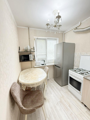 Продам двухкомнатную (2-комн.) квартиру, Кулиева пр-кт, 26, Нальчик г