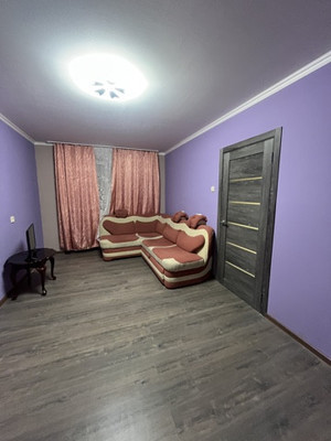 Сдам двухкомнатную (2-комн.) квартиру, Московская ул, 6, Колпино г