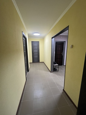 Сдам двухкомнатную (2-комн.) квартиру, Московская ул, 6, Колпино г