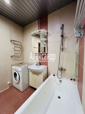 Продам двухкомнатную (2-комн.) квартиру, Бадаева ул, 6к1, Санкт-Петербург г