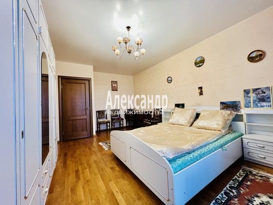 Продам двухкомнатную (2-комн.) квартиру, Бадаева ул, 6к1, Санкт-Петербург г