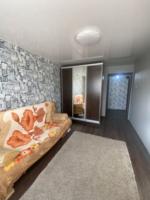 Продам двухкомнатную (2-комн.) квартиру, Гвардейская ул, 19, Нижний Тагил г