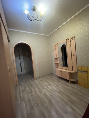 Сдам трехкомнатную (3-комн.) квартиру, Имени 60-летия СССР пр-кт, 6, Липецк г