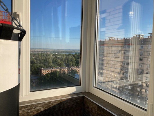 Продам трехкомнатную (3-комн.) квартиру, 40-летия Победы пр-кт, 63к17, Ростов-на-Дону г