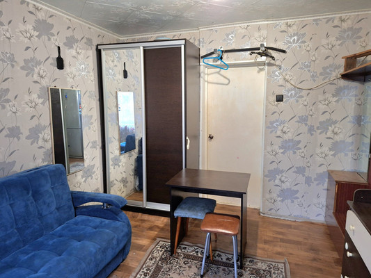 Продам комнату в 8-комн. квартире, Демьяна Бедного ул, 24к1, Санкт-Петербург г
