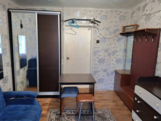 Продам комнату в 8-комн. квартире, Демьяна Бедного ул, 24к1, Санкт-Петербург г